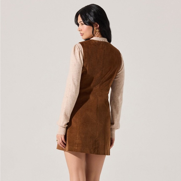 Astr Gisselle Corduroy Mini Dress - Picture 4 of 8